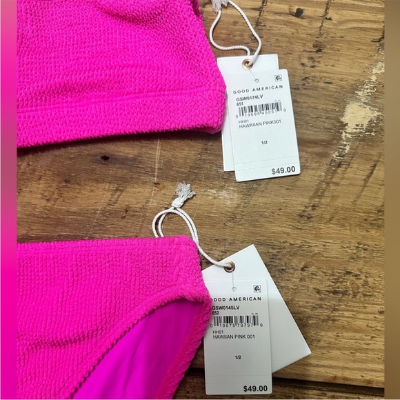 Good American Bikini Set In Hawaiian Pink - Picture 3 of 5